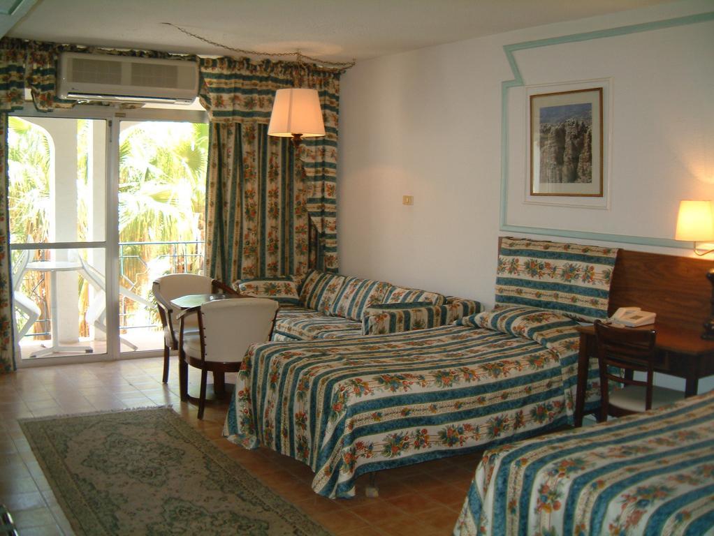 Al Cazar Hotel Áqaba Habitación foto